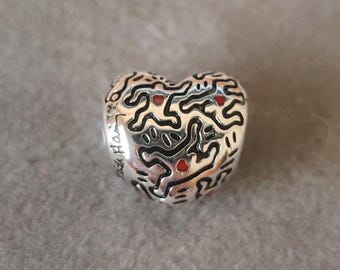Dije de plata esterlina de Keith Haring: colgante de corazón con arte lineal