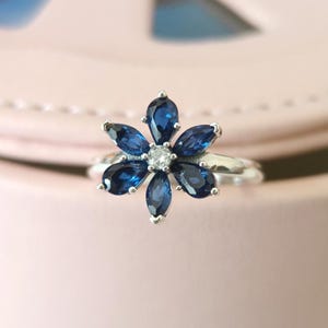 輝くブルーのハーバリウム クラスター リング、女性用リング、ファッション ジュエリー、彼女へのギフト、925 スターリング シルバー