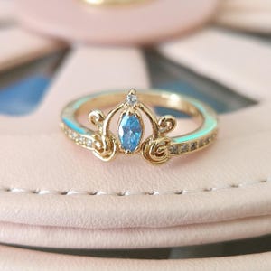 シンデレラの馬車 ブルー CZ リング、女性用リング、ファッションジュエリー、彼女へのギフト ゴールドメッキ