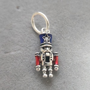 Colgante móvil de cascanueces: Plata de ley 925 compatible con Pandora