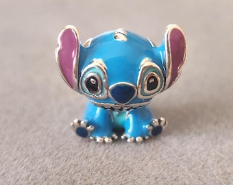 Charm de Disney Blue Stitch compatible con pulseras Pandora/Joyería hecha a mano/Regalo para ella/Joyería de plata 925/Joyería con charm para mujer y niña.
