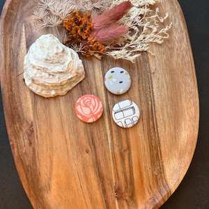 Buttons