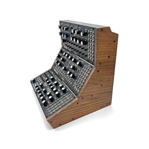 Moog 3-Tier Solid Wood Rack Stand for Semi-Modular Synths - ideal for DFAM, Mother-32, Subharmonicon, Spectravox, Labyrinth & 60hp Eurorack