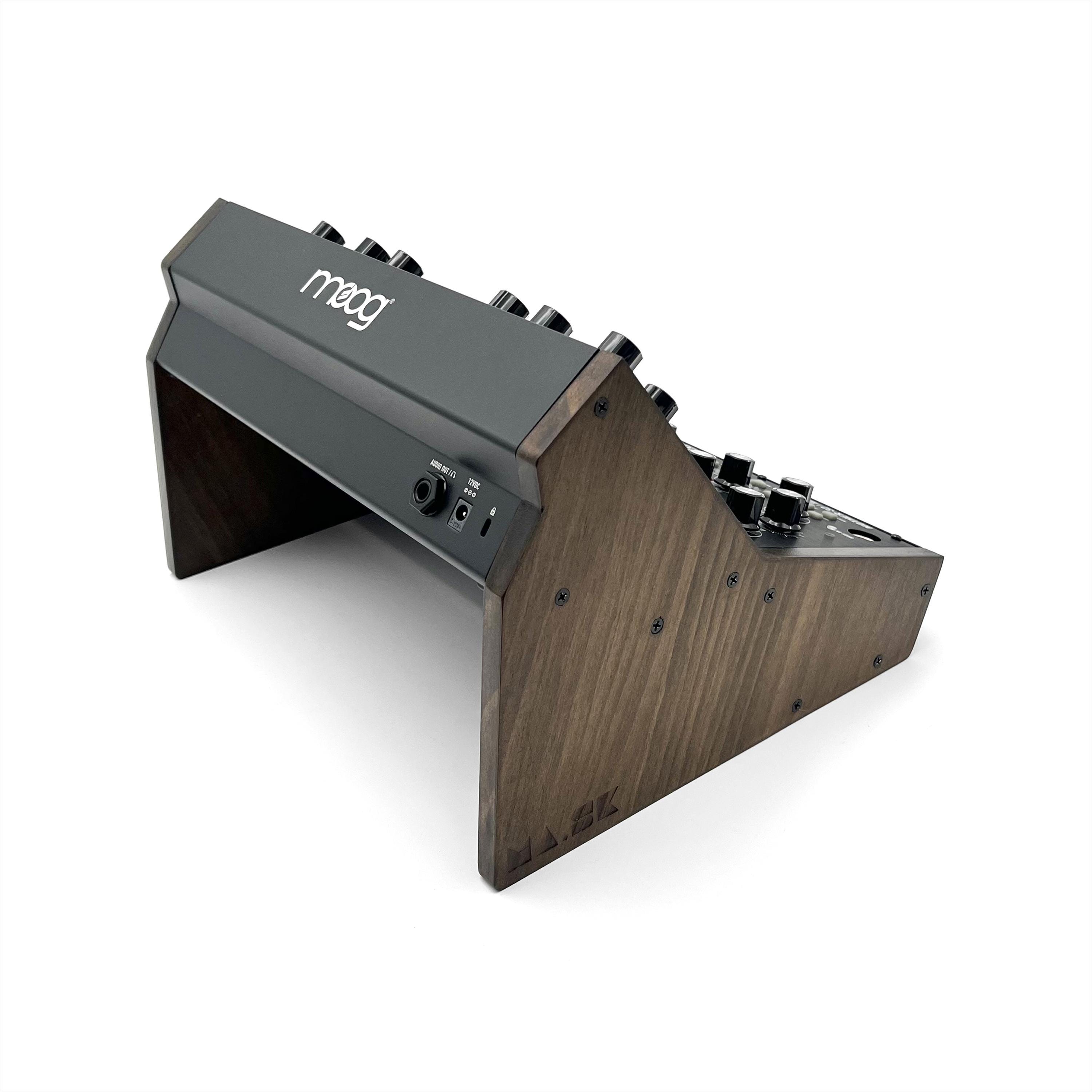 Moog セミモジュラーシンセ用 2段ソリッドウッドラックスタンド - DFAM