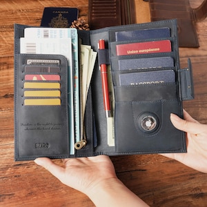 Personalized Leather Passport Holder, Custom Family Travel Wallet for 4, Handmade Passport Cover with Air tag, Family Travel Gift Dad Gift
