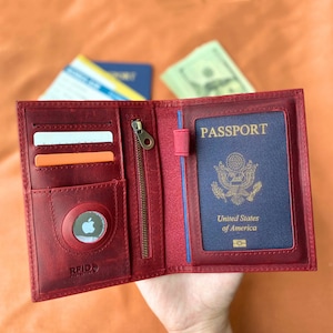 Leather AirTag Passport Holder, Personalized Passport Cover, Custom Passport Case, Best Man Bridesmaid Gifts, Father's Day Gifts
