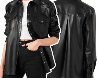 Svart damskjortjacka i lammskinn: Handgjord bikerstil