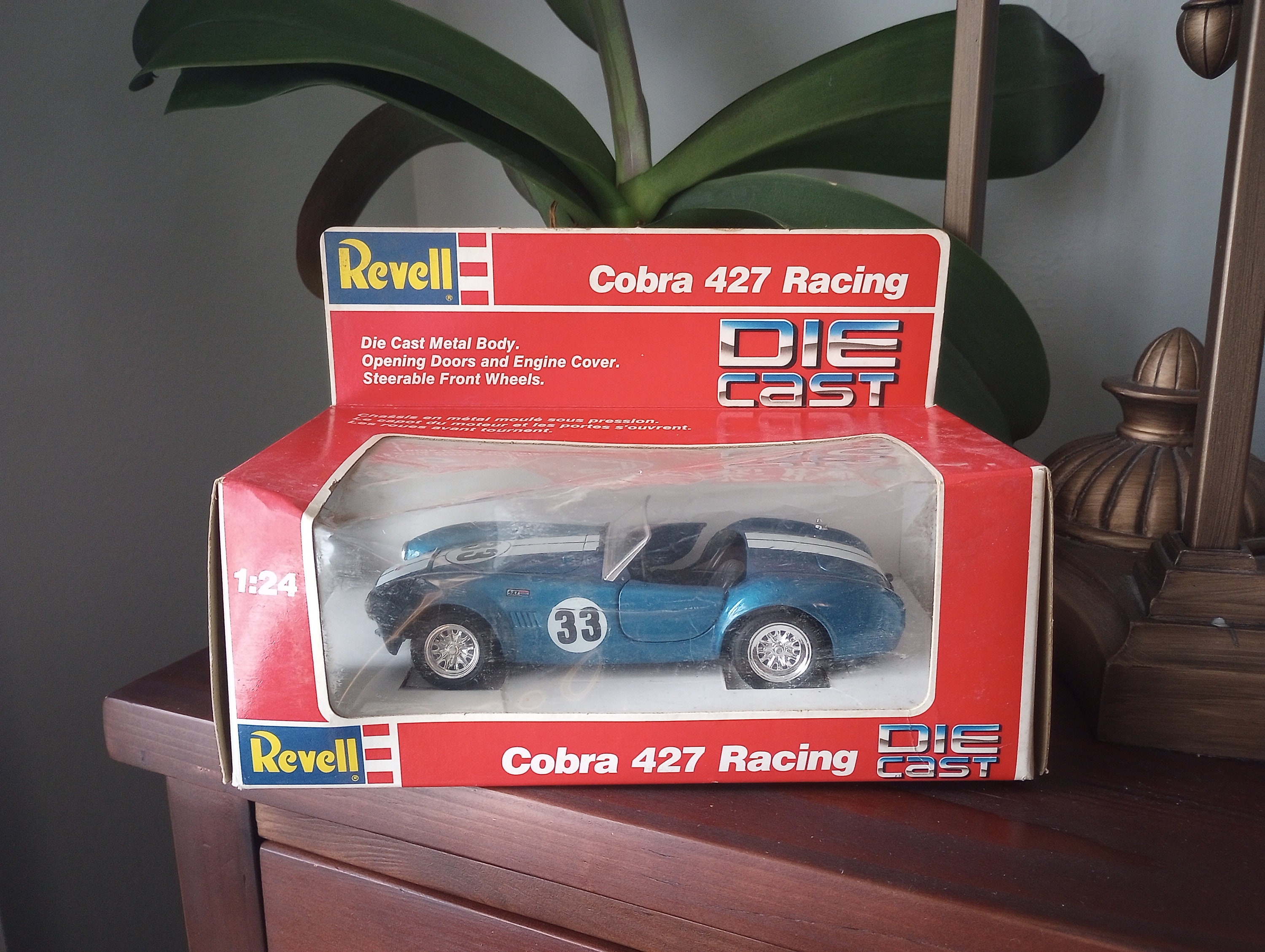 Revell 65 Shelby Cobra 427 – Maquette De Sportive Mythique 1/24, Moteur V8, Décalcomanie Gulf, Pièces Chromées