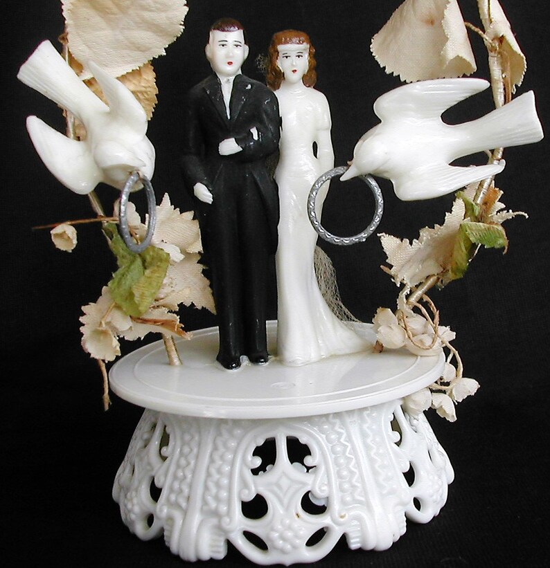 Beautiful 1940s Vintage Wedding Cake Topper Bell White Doves Etsy