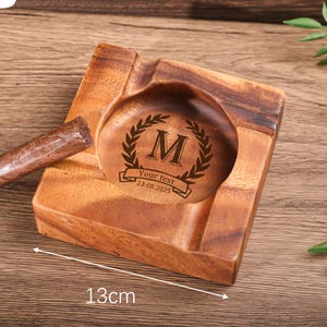Posacenere in legno di noce personalizzato per sigari, ottimo regalo per uomini, accessorio per sigari, regalo personalizzato di lusso per uomini, regali unici per lui, regalo per la festa del papà