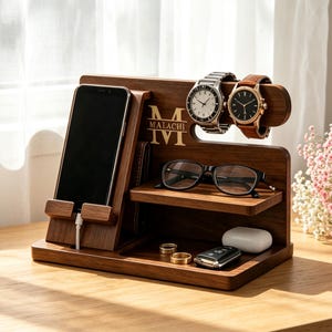 Gepersonaliseerde houten dockingstation: gegraveerde bureau-organizer, telefoonhouder, cadeau voor mannen, Vaderdagcadeau