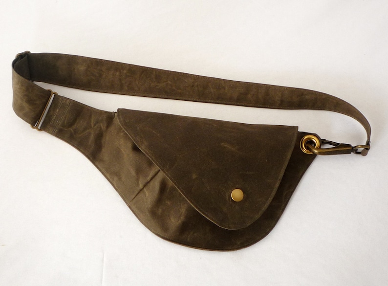 Belt Bag in Earthy Brown Waxed Canvas : Fanny Pack, Vegan Hip Bag image 2