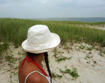 Beach Hat, Womens Sunhat, Summer Hat, Wide Brim Hat, Cotton Hat, Sunscreen Fabric, Travel Hat, Packable, Gift for Her, Creamy White, Cloche