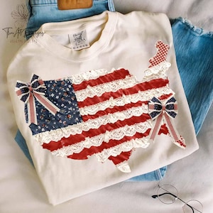 Faux Patchwork USA Map PNG, Quilted Patriotic Flag Graphic, Coquette Bow 4th of July Sublimation, Cottagecore Gingham Digital Download
