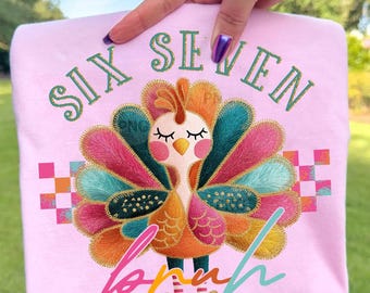 PNG rosa divertente sei sette, PNG rosa tacchino bambini bruh, 67 design del Ringraziamento, PNG carino e divertente meme autunnale, file di sublimazione del Ringraziamento