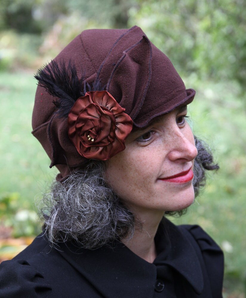 Ladies Fleece Hat Flapper Style Cloche 