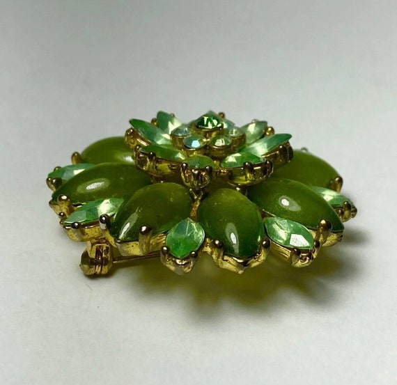 Vintage Green Rhinestone Floral Brooch - image 4