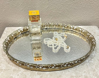Vintage Gold Tone Filigree Oval Vanity Tray. Mirrored Glass. Dresser. Bathroom Counter. Jewelry, Makeup, Perfume. Free Shipping!
