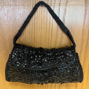 Bolso de noche vintage La Regale pequeño con cuentas y correa extraíble. En su caja original. ¡El precio incluye envío!