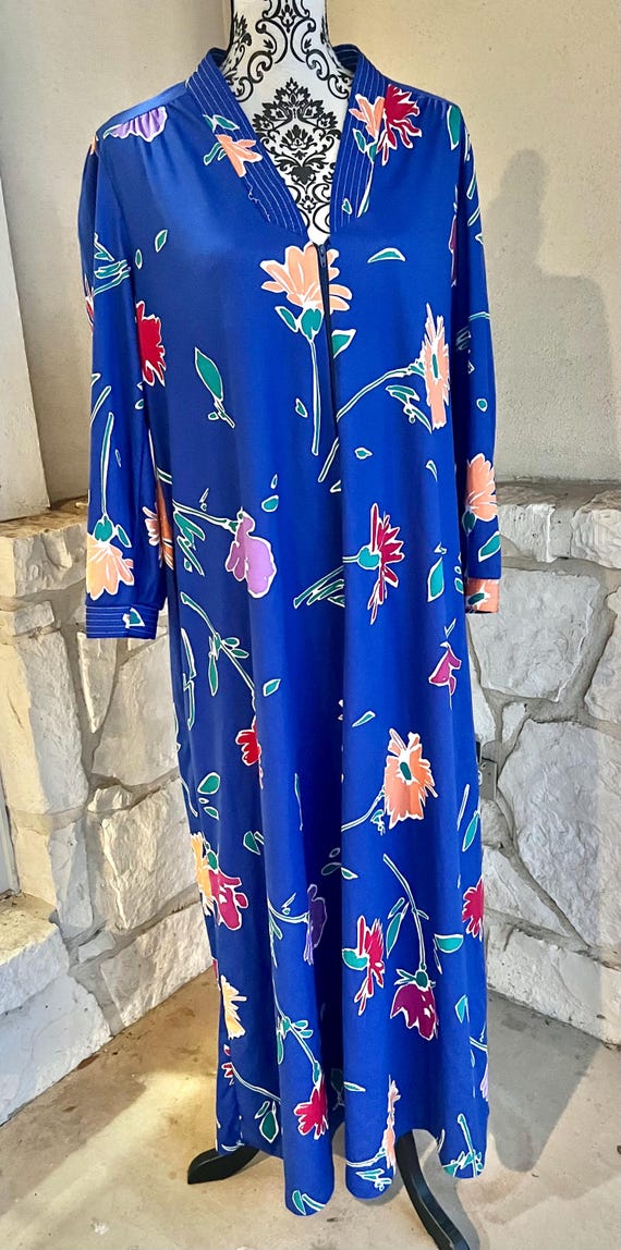 Vintage Floral Housedress: Blue Granada Zipper Lo… - image 1