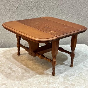 Vintage Wooden Dollhouse Drop Leaf Dining Table. Detailed. Shipping Included!
