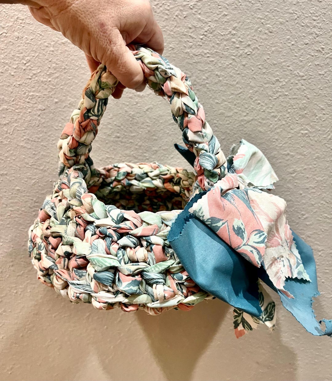 Vintage Braided Coiled Fabric Rag Basket With Handle and Bow. Handmade ...