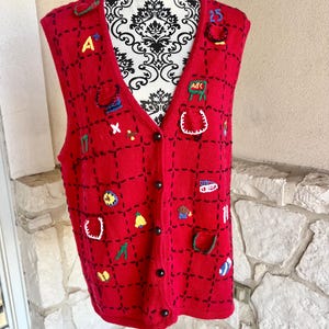 Vintage Capacity Woman Red Knit Teacher Vest. Little Flaps Lift To Reveal Embroidered Details. Button Down. Shipping Included!