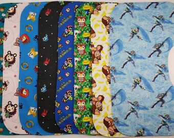 DISCOUNTED & DISCONTINUED Game Time | Contoured Burp Cloth