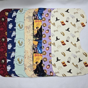 It's Magic, Baby! | Contoured Cotton Burp Cloth