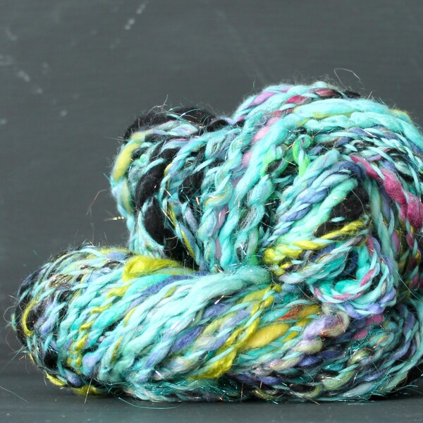 bubble, bubble .. 2 ply wiggle spun yarn, soft boucle wool, handspun, hand spun, blue, chartreuse