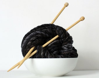 3ply yarn, thick black yarn, handspun art yarn, wool hand spun yarn, hand dyed, bulky yarn, black weaving yarn ... noir