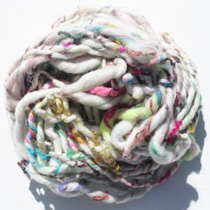 hand spun art yarn, white rainbow yarn, hand spun yarn, wool weaving yarn, silk scrap yarn .. dirty snow