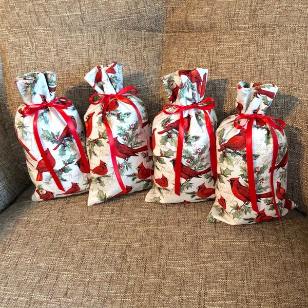 Christmas Gift Bags - 4 Cardinals 4 inches x 7 inches - Reusable Eco-Friendly Cotton Fabric