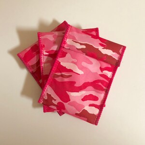 10 Jewelry Bead Pouches Pink Camo 2 inches x 3 inches and 12 mini cards 3 inches x 3 inches