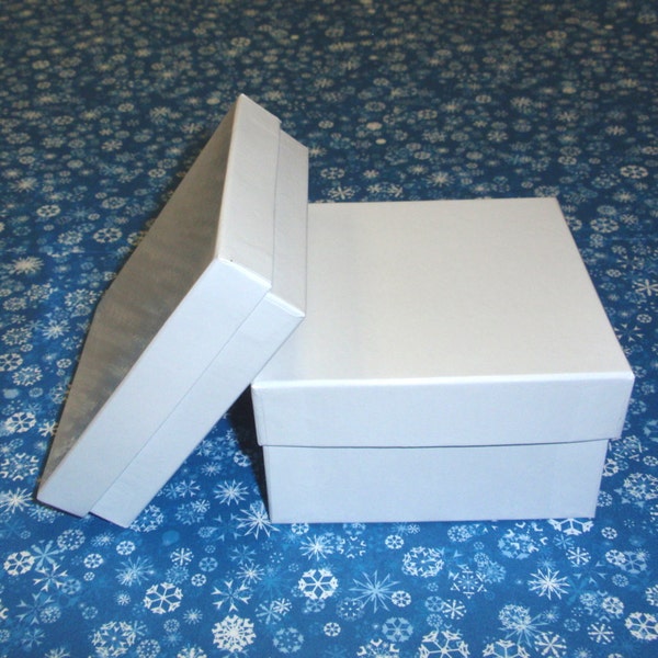 6 White jewelry boxes 3.5 x 3.5 x 2