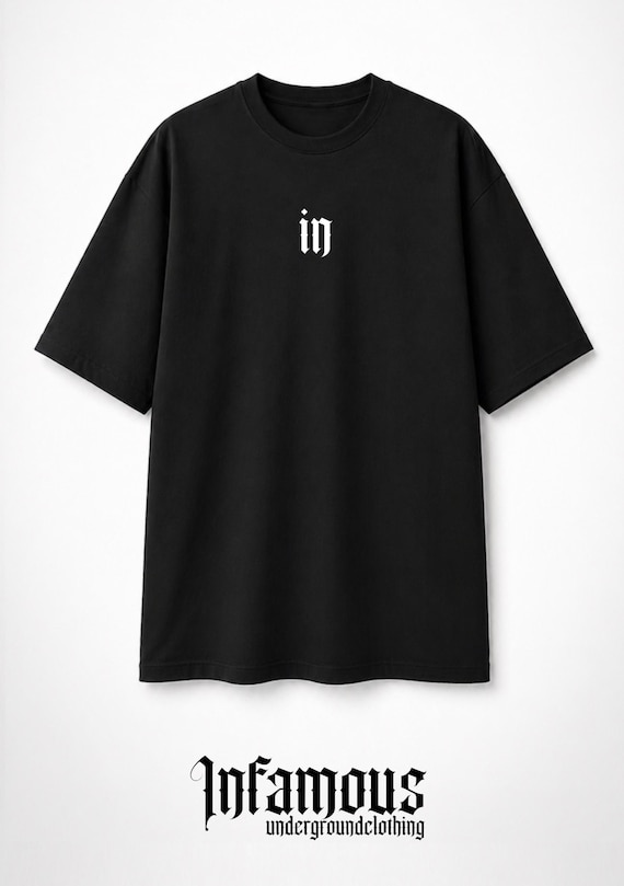 Infamous - Camiseta Oversize - Unisex - Esencial Black 001