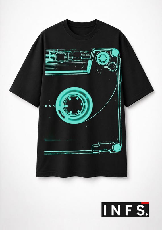 Infamous - Camiseta Oversize - Unisex - Colección INDJ - Mod.classics001 - Limited Edition.