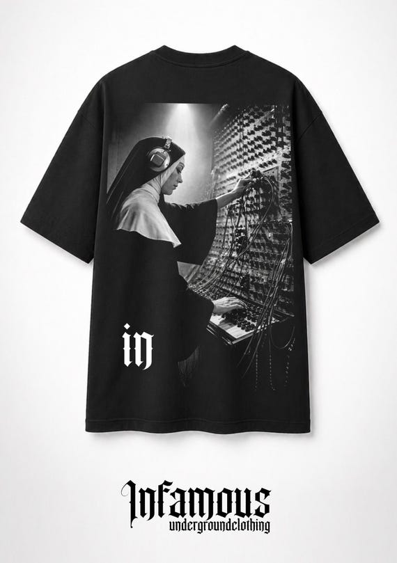 Infamous - Camiseta Oversize - Unisex - NEW2026 - 00 Limited edition.