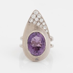 Vintage 18K White Gold Amethyst & Diamond Ring – Stockholm, 1997