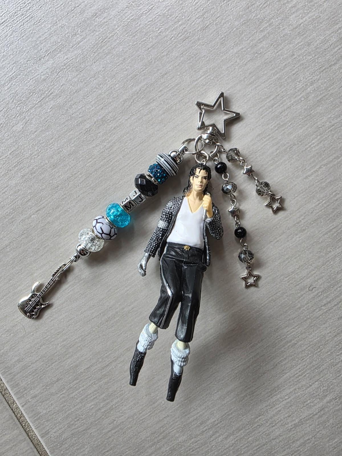 Handmade Michael Jackson Figure Keychain – King of Pop Collectible