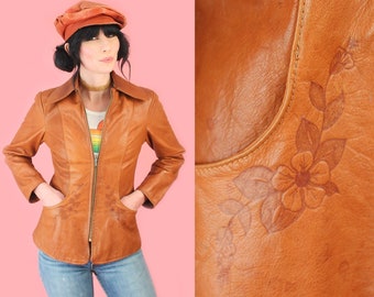ViNtAgE 70's Leather Jacket with Pyrography Floral Details // Ultra Fitted 1970s Golden Brown // HiPPiE Mod BoHo Small