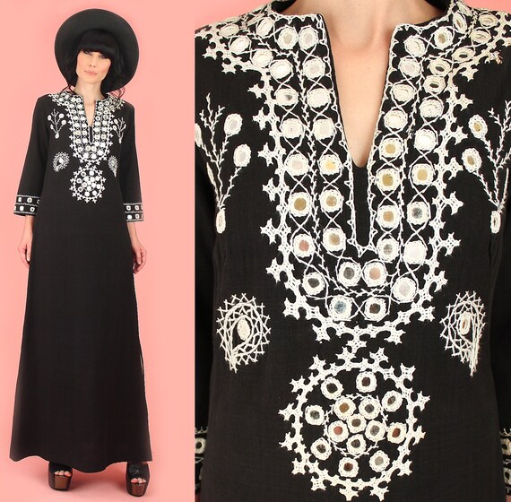 Vintage 60's 70's Ramona Rull Hand Embroidered Max