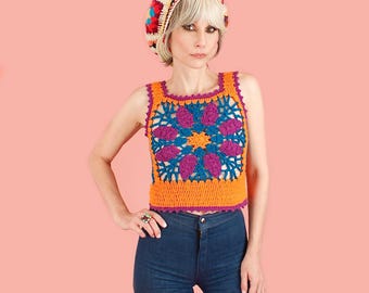 Vintage 1970's Charlie's Girls Crochet Knit Sweater Vest // Flower Knit HiPPiE Boho 70's // Small S
