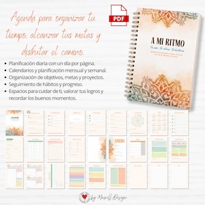 Puede incluir: Una agenda de espiral titulada A MI RITMO con un diseño de mandala en acuarela en la portada. La imagen muestra la portada de la agenda y una cuadrícula con varias disposiciones de páginas interiores, incluyendo calendarios, metas y seguimientos.