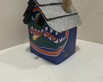 Custom Order Amanda….Florida Gators......License Plate Birdhouse