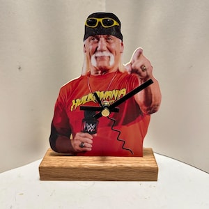 Hulk Hogan clock