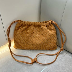 Woven Suede Shoulder Bag,Genuine Leather Cloud Bag,Classic Design Leather Bag