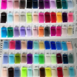 Lyxiga kungliga brudklänningar för kvinnor, eleganta spetsklänningar med a-linjeformad axelbandslös klänning Custom Color