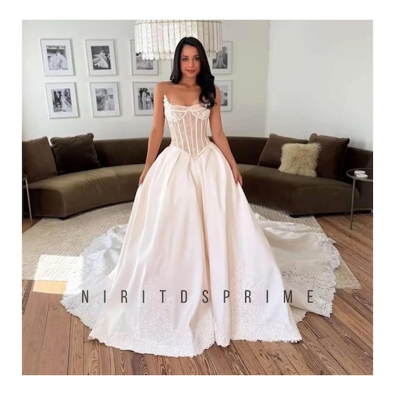 wedding dress fitted bodice full skirt High Neck Wedding Dress with Long Sleeves – Bodice Wedding Dress with –  WonderlandByLilian