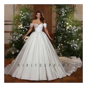 Elegant Off-Shoulder Luxury Satin Wedding Dress Custom Beaded Ball Gown for Brides